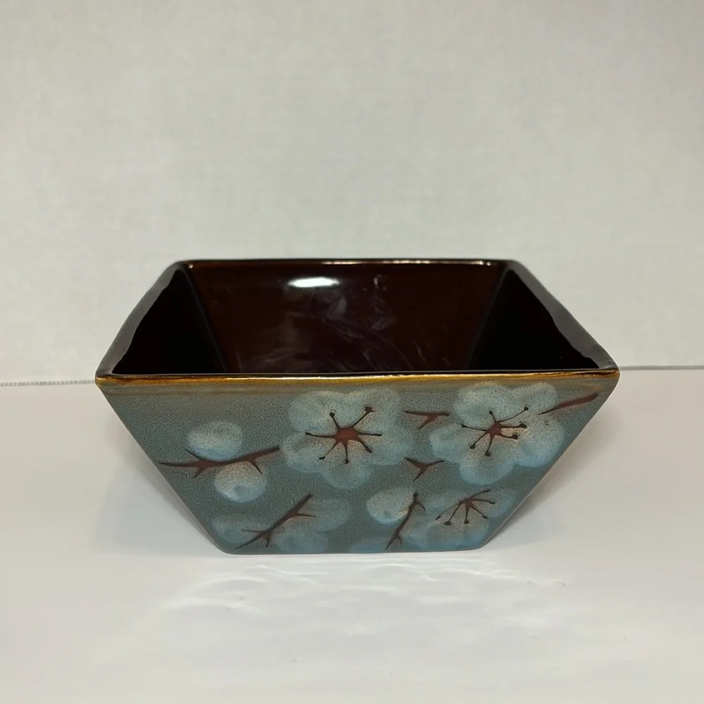 Pier 1 Tranquil Soup/Cereal Bowl Stoneware Floral Pattern Discontinued 6”